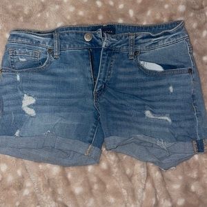 Women’s size 6 Aeropostale shorts